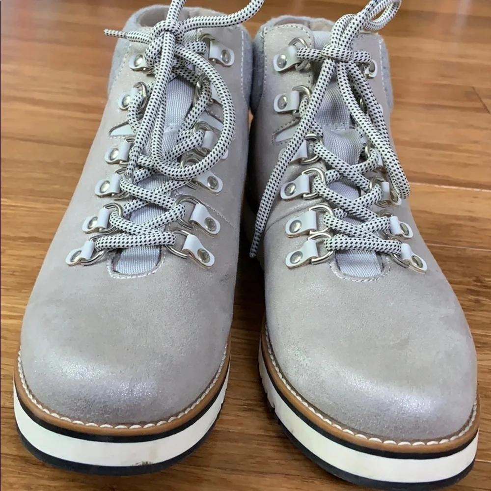 SONOMA Vitalize Ortholite Women Gray Bootie sz 8.5